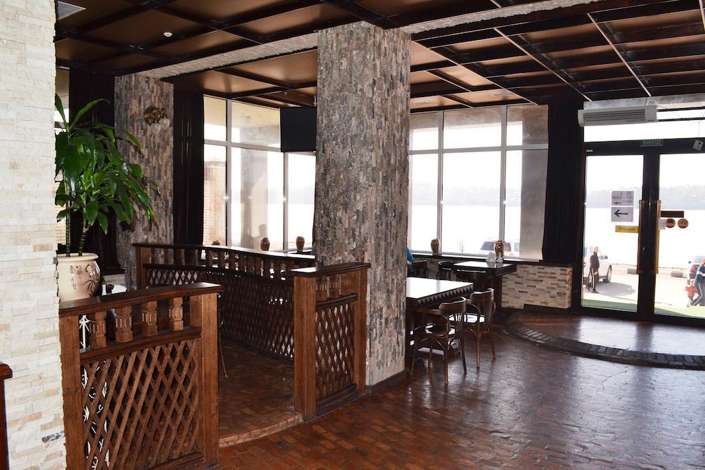 Sapsan Hotel Ternopil Bagian luar foto