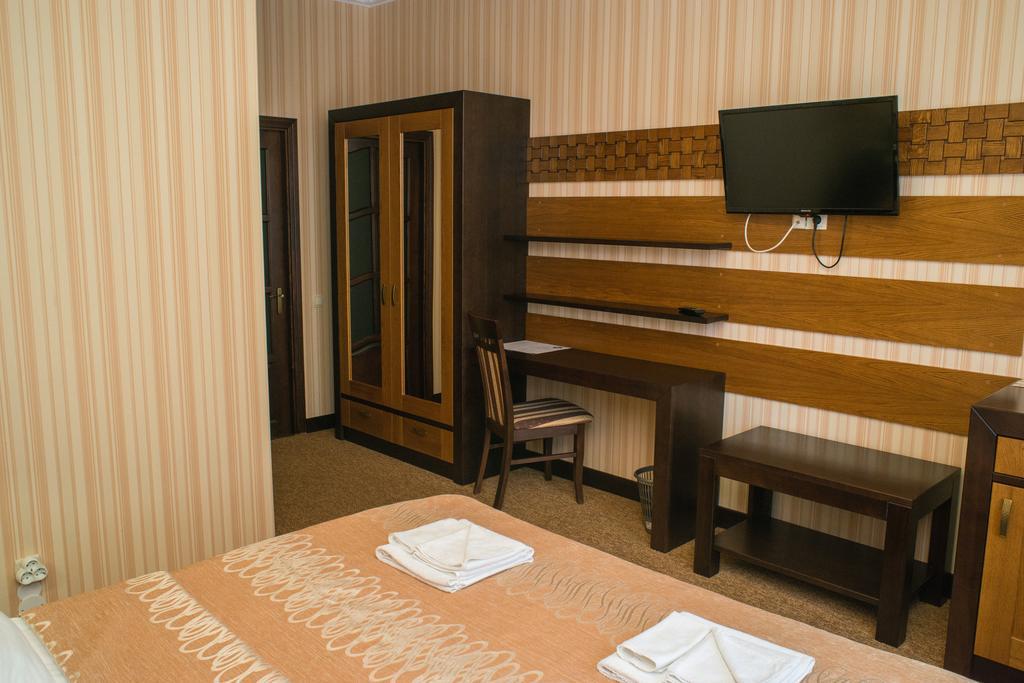 Sapsan Hotel Ternopil Ruang foto