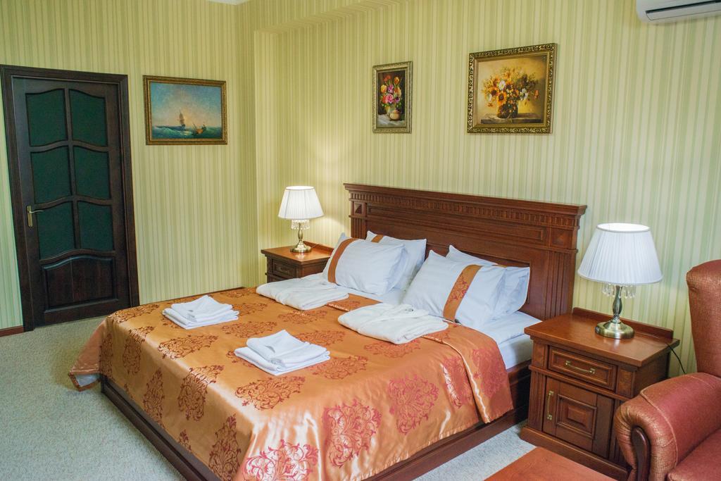 Sapsan Hotel Ternopil Ruang foto