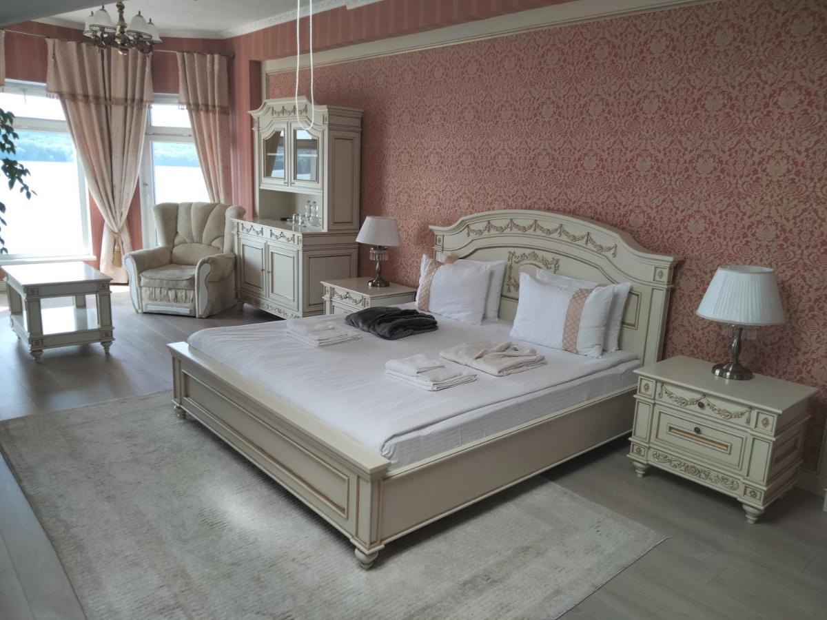 Sapsan Hotel Ternopil Bagian luar foto