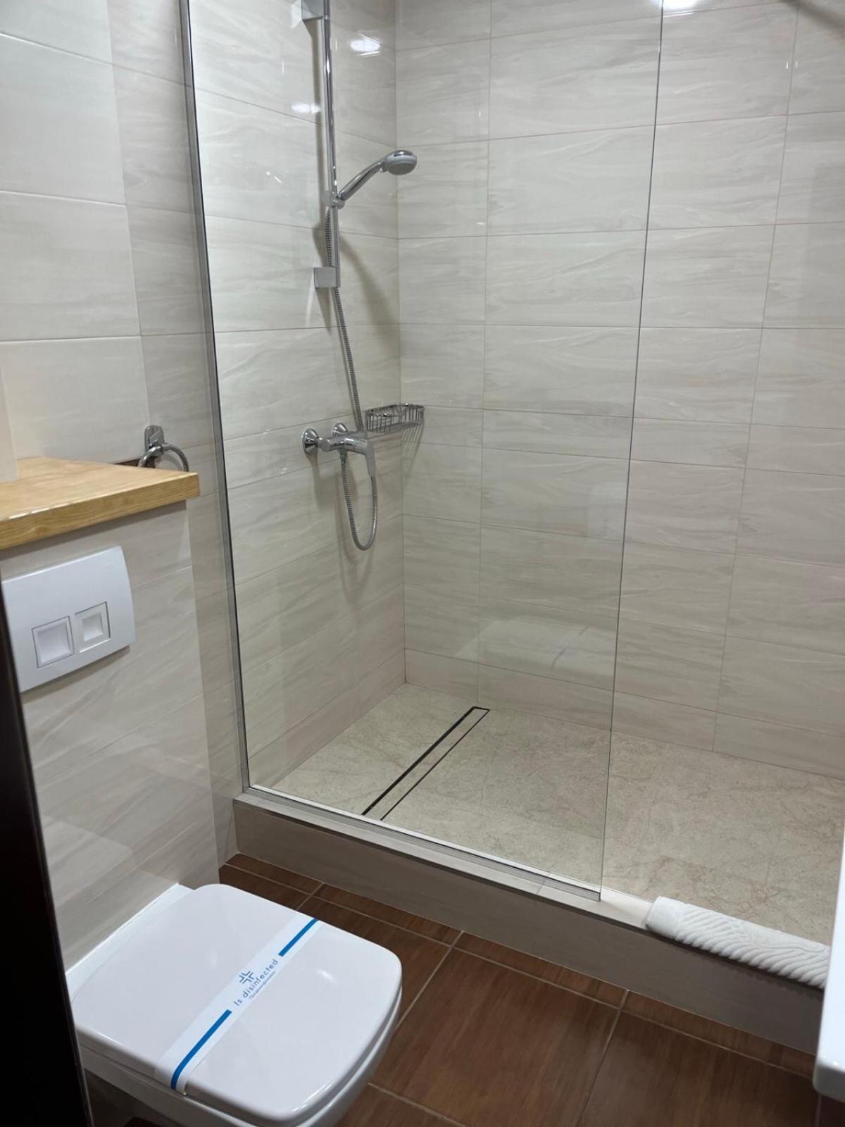 Sapsan Hotel Ternopil Bagian luar foto