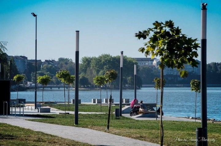 Sapsan Hotel Ternopil Bagian luar foto